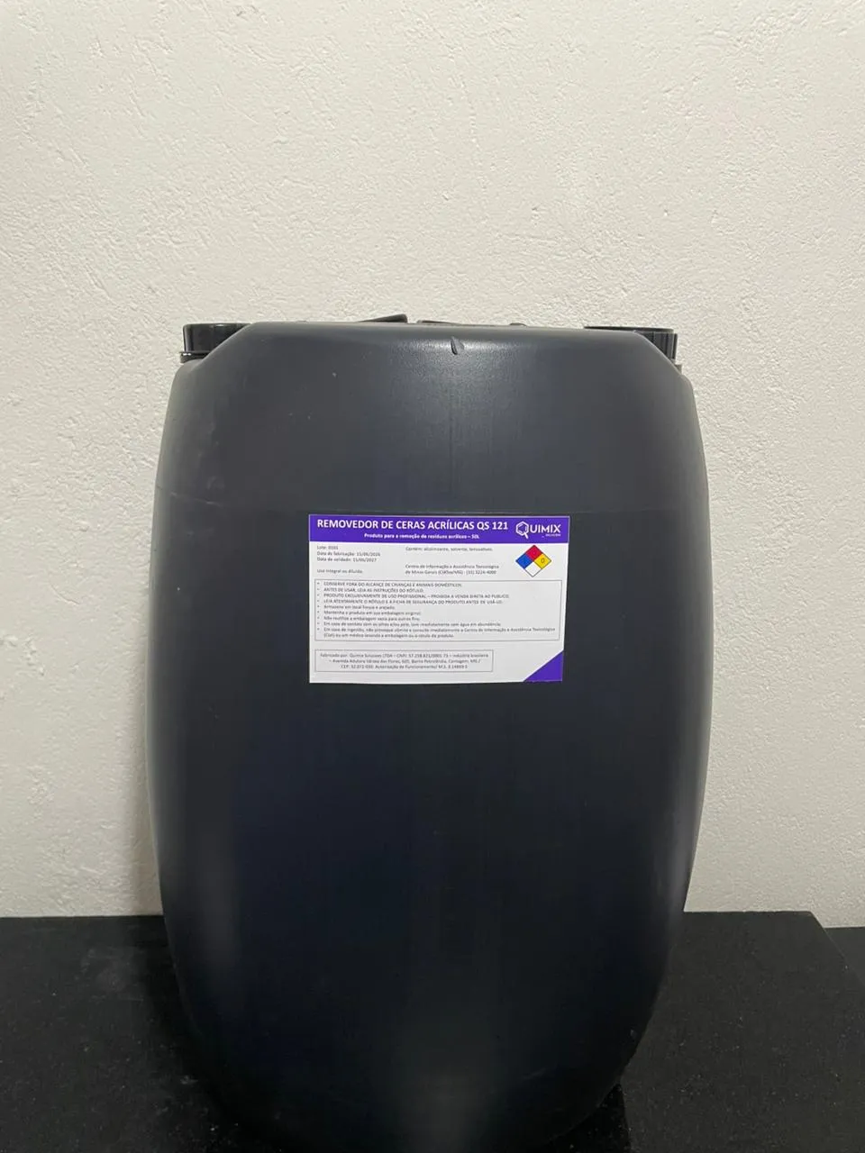 Removedor de ceras acrílicas QS 121 (50L)